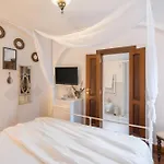 Konukevi Maison Fernanda SantʼAgata sui Due Golfi